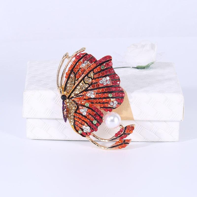 Blucome Retro Beautiful Rhinestone Butterfly Brooches for Women Elegant Insect Pin Enamel Jewelry Coat Accessories High Qaulity