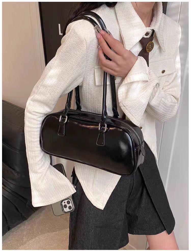 Серебряная сумка через плечо в стиле балета от корейской компании Niche 2024 года: Модная и универсальная сумка