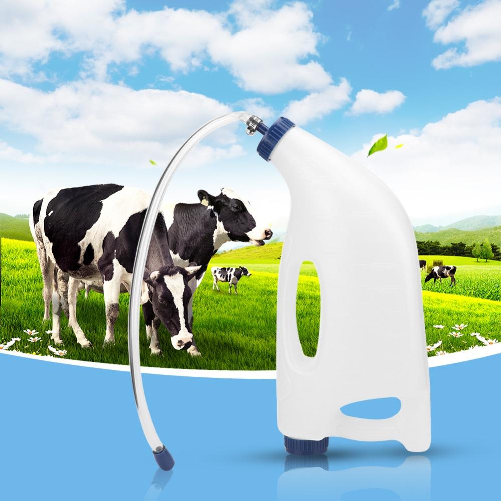 PE Farm Animal Bottle 4L Livestock Water Bottle Easy Clean Calf Feeding Bottle Calves