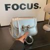 Premium Texture Foreign Style Small Bag Women's 2025 Autumn New Popular Solid Color Messenger Bag Fashion Bow Small Square Bag