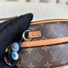 [Б/У] Маленькая Шляпная Коробка Monogram Canvas Кожаная Сумка на Плечо Средняя - Очень Хорошее Состояние #1PWMWUP