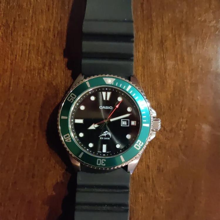Casio Мужские часы стандартной серии Черные MDV-106B-1A3VCF