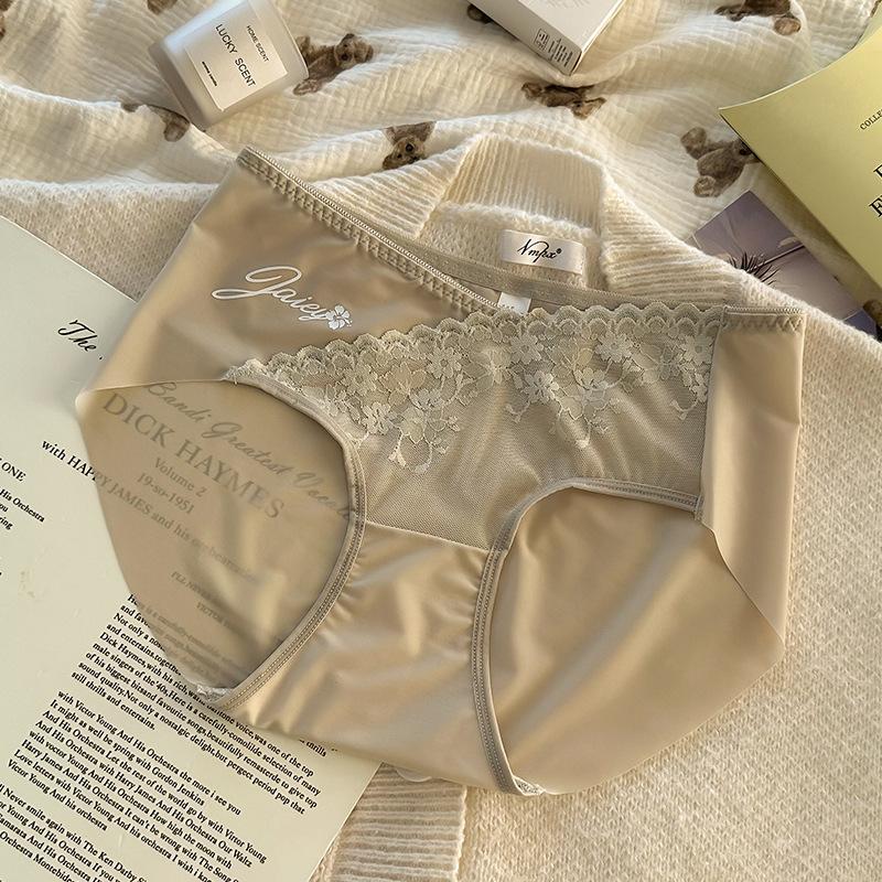Plus Size Women's Mid Waist Lift Hip Breathable Sexy Word Mother Skin Lace Edge Pure Wind Underwear