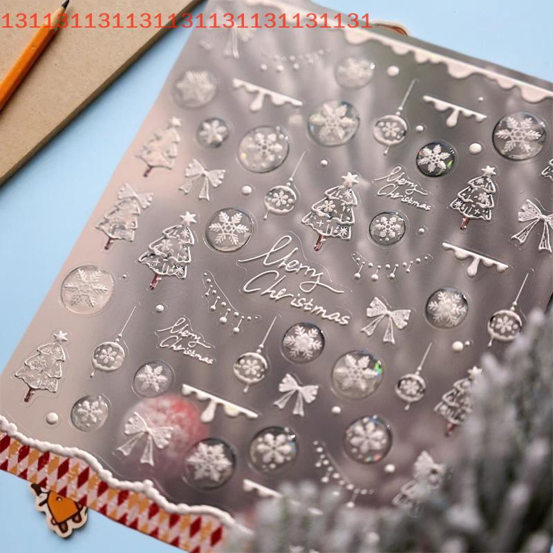 Очаровательные наклейки для ногтей с белым деревом на рождественскую тематику, с тисненым принтом снежинок и красными бантами для праздничных ногтей