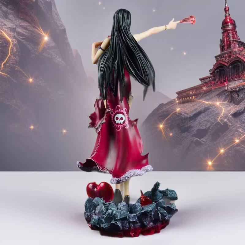Светящаяся фигурка Императрицы Хэнкок из One Piece: Украшение-модель Девятиглавой Змеиной Принцессы