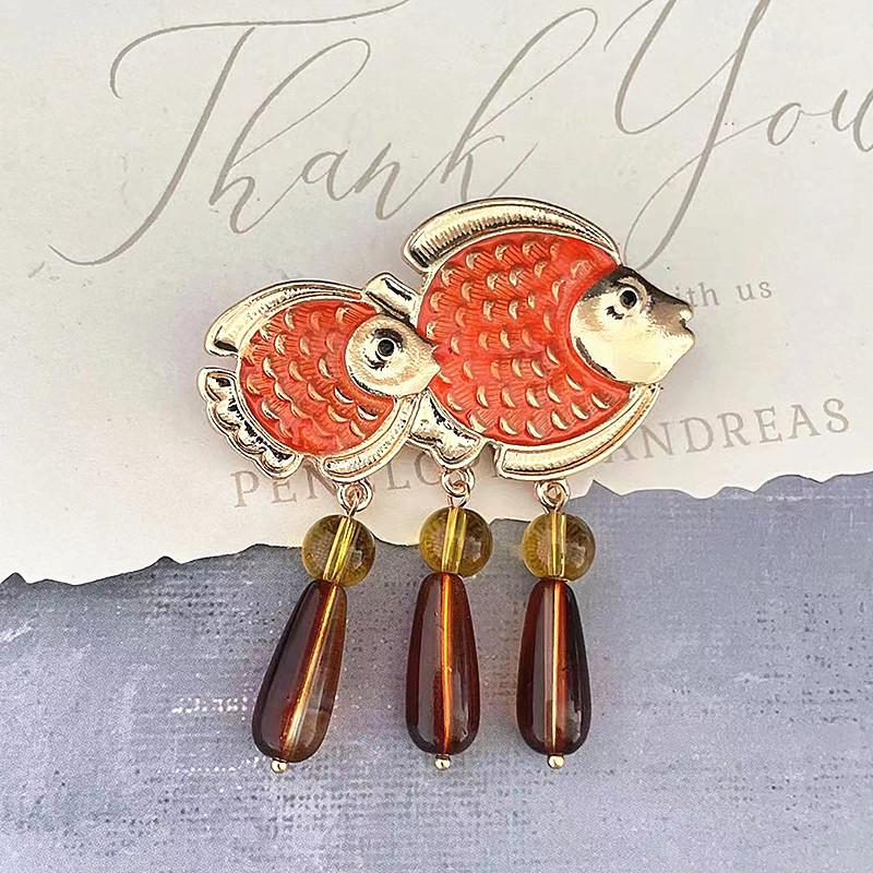 Каждый год есть более чем праздничная личность Рыбы Брошь Эмаль Новогодняя картина Рыба Брошь Свитер Сумка Аксессуары