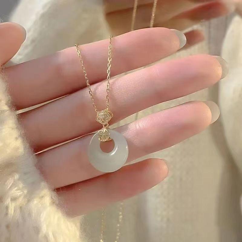 New Chinese style lucky luck safety buckle necklace, female lucky character pendant, gift for girlfriend, girlfriend, mother, Chinese style niche