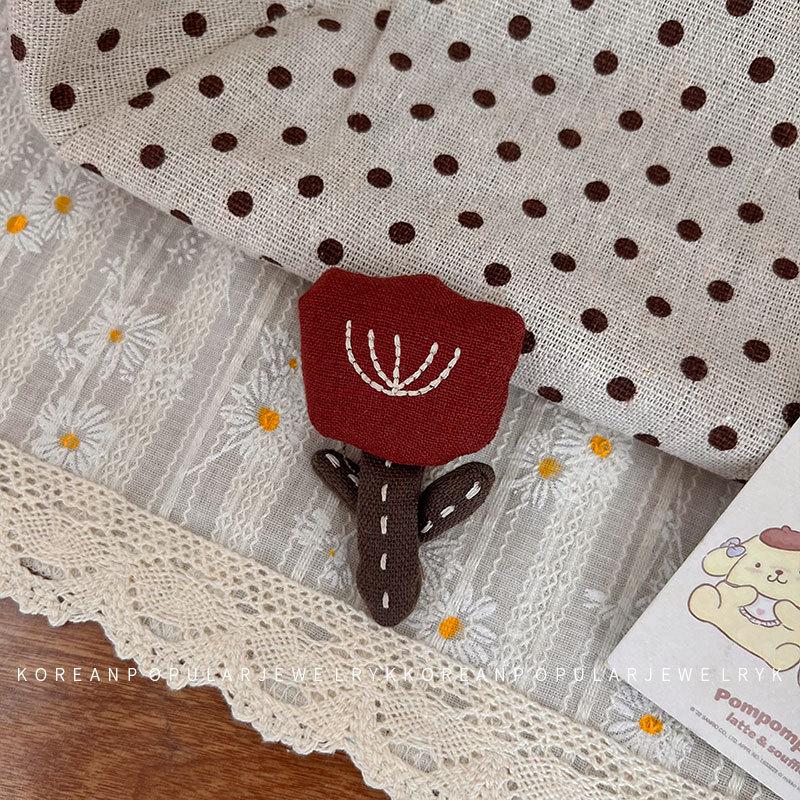 Плюшевый мишка и брошь-цветок в корейском стиле – милое мультяшное украшение-значок для рюкзака