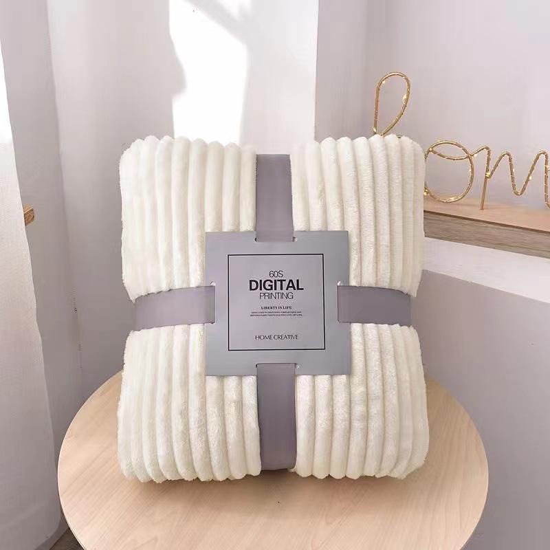 Super Soft Blankets and Throws for Sofa Office Solid Soft Warm Winter Flannel Blanket Throw Blanket On Twin King Queen Bedding