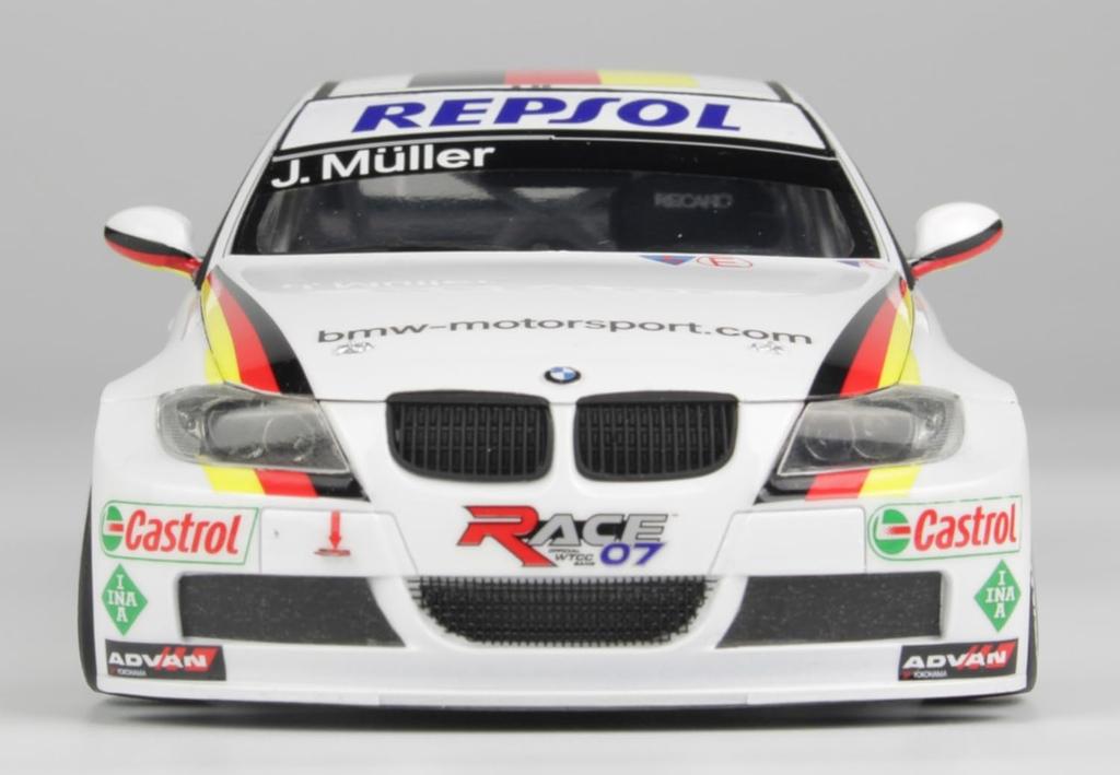 Гоночная серия BMW 320si E90 2008 WTCC Browns Hatch Winner Пластиковая модель PN24037 Platz/NuNu 1/24