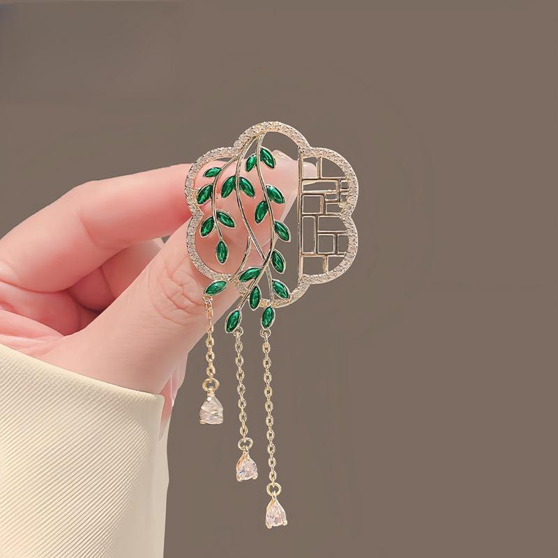 Ретро китайская брошь с кисточкой в виде бабочки и цветка – элегантный аксессуар для чонсама