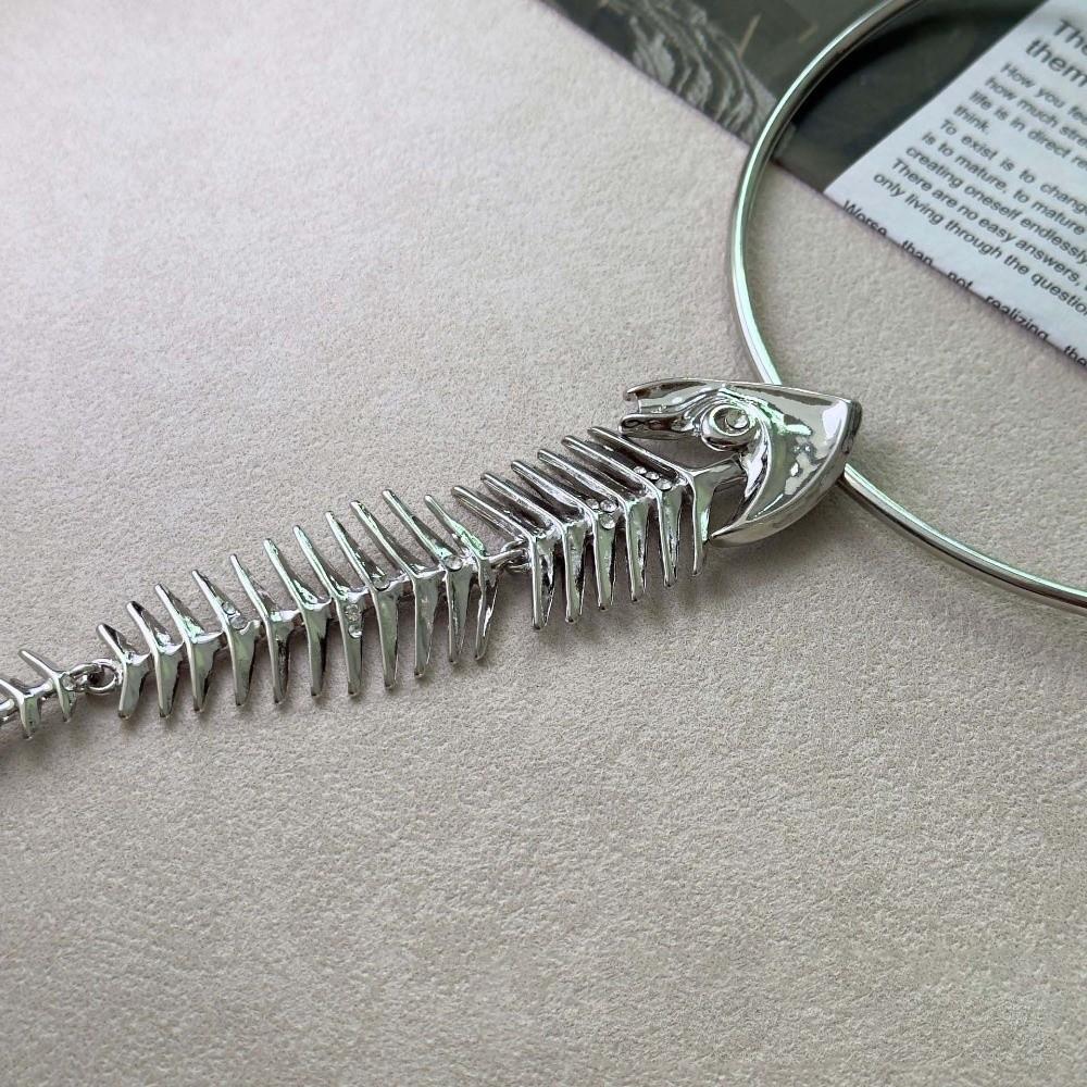 Zinc Zinc Alloy Fashion Exaggerated Necklace Rhinestone Fish Bone Neck Chain For Women