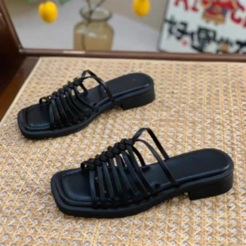 Мода Мода Уличные тапочки Лето Новые Квадратный носок Открытый носок Крест Тонкий ремешок Простые Универсальные Мягкая подошва Низкий каблук Сандалии