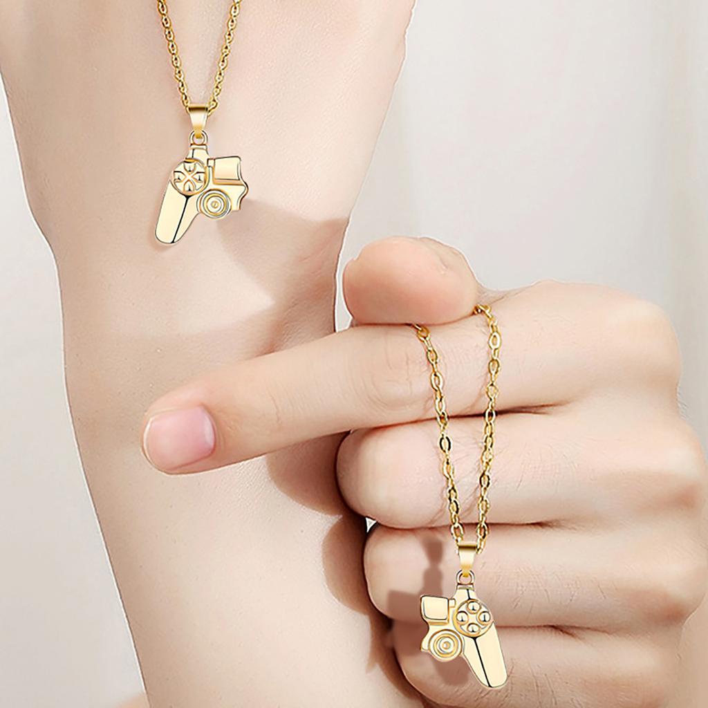 Магнитное ожерелье для пар, ожерелье из металлического сплава с подвеской в ​​виде геймпада, игровая консоль