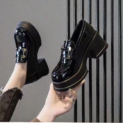 Маленькие кожаные туфли женские весна 2024 новые британские туфли на платформе JK толстый каблук черные завышенные туфли из мягкой кожи с пряжкой H