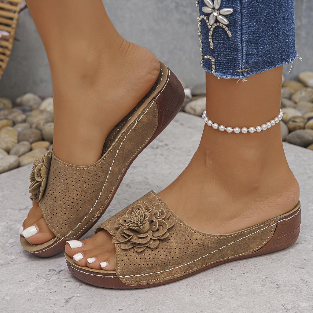 Внешнеторговая женская обувь больших размеров 2025 весна-лето новая танкетка с открытым носком уличные шлепанцы женские европейские и американские крутые шлепанцы женские