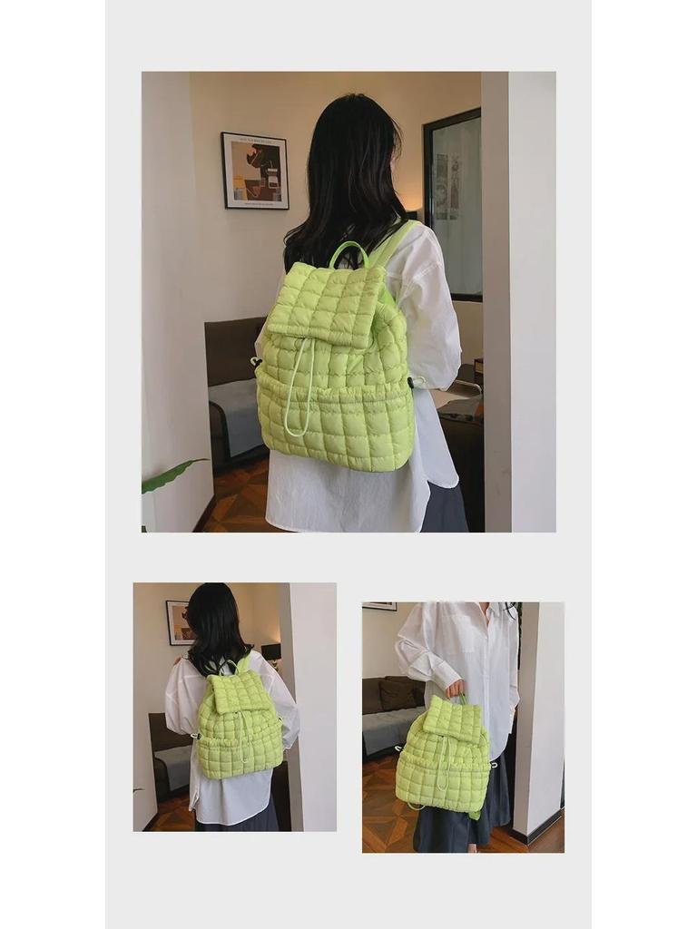 Женский пушистый клетчатый рюкзак — стильный, легкий, большой вместимости для поездок на работу и путешествий осенью/зимой.