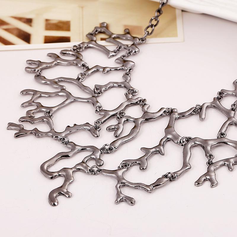 Fashion Unique Vintage Statement Splicing Tree Branch Necklace For Women Jewelry Punk Collar Choker Maxi Necklace Collier Femme
