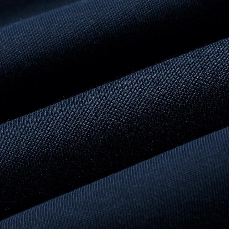 Унисекс-свитшот с круглым вырезом на флисовой подкладке: Теплая, толстая внутренняя часть из овчины, свободный крой, однотонный цвет для осени и зимы.