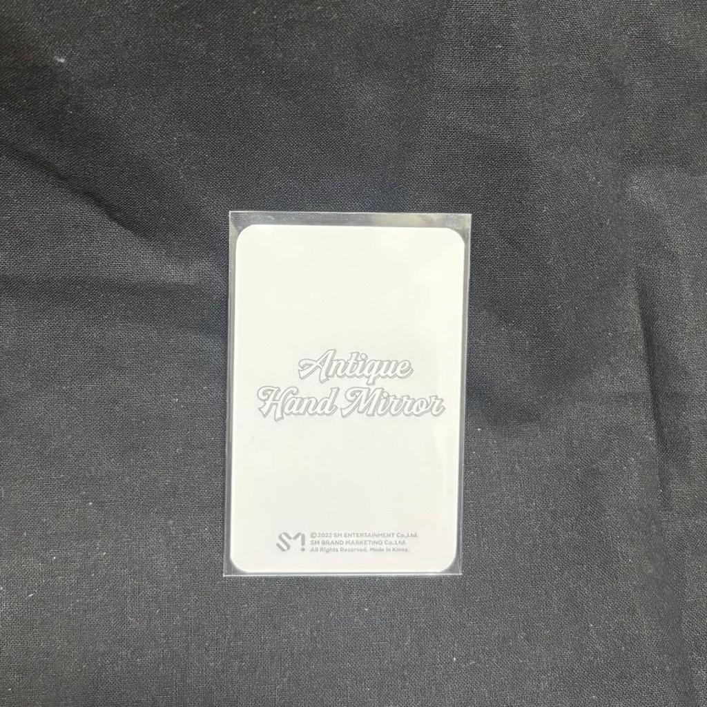 [Б/У] aespa АНТИКВАРНОЕ РУЧНОЕ ЗЕРКАЛО Карина торговая карточка