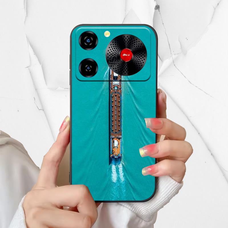 Cartoon Astronaut Phone Case For ZTE Nubia Music Cover Soft TPU Protective Shell For Nubia Music Cases Z2353 Black Silicone Capa