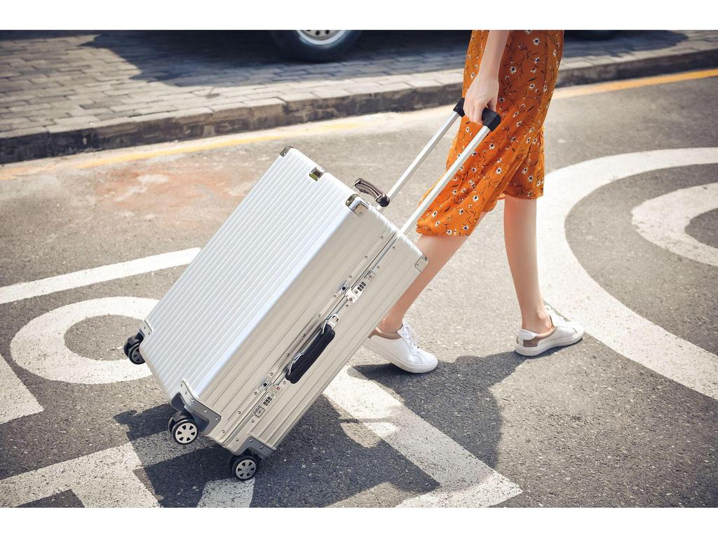 Aluminum-Magnesium Vintage Luggage with Universal Wheels - 20" Carry-On & 24" High-End Case for Women