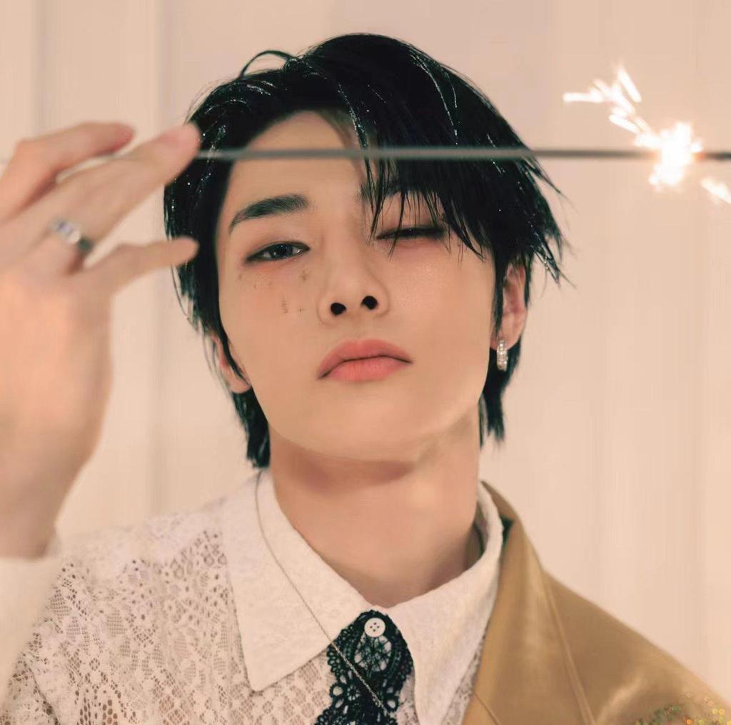 Stray Kids Полый (Фан-клуб) Япония 3-й мини-альбом