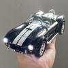 1:22 Форд Шелби AC Кобра 1965 Суперспортивный Автомобиль Сплав Металл Литье под Давлением Модель Автомобиля Звук и Свет Высокая симуляция Классический винтажный автомобиль