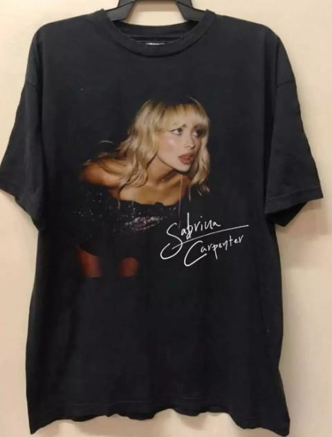 Футболка Carpenter 90s Sabrina Рок-музыкальный тур 2024