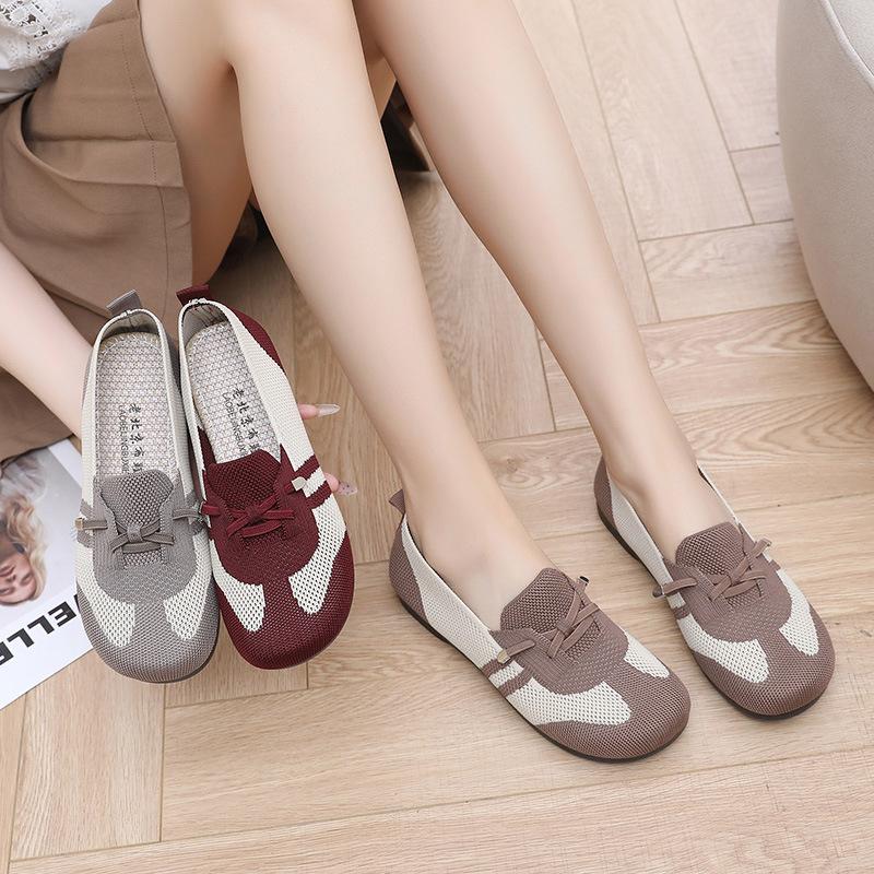 Women's Breathable Lightweight Low Heel Walking Shoes Comfort Non-Slip Daily Footwear for Elderly Moms