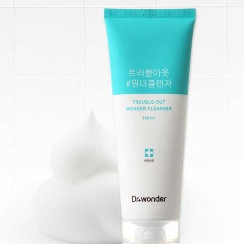 Очищающее средство Trouble Out Wonder Cleanser