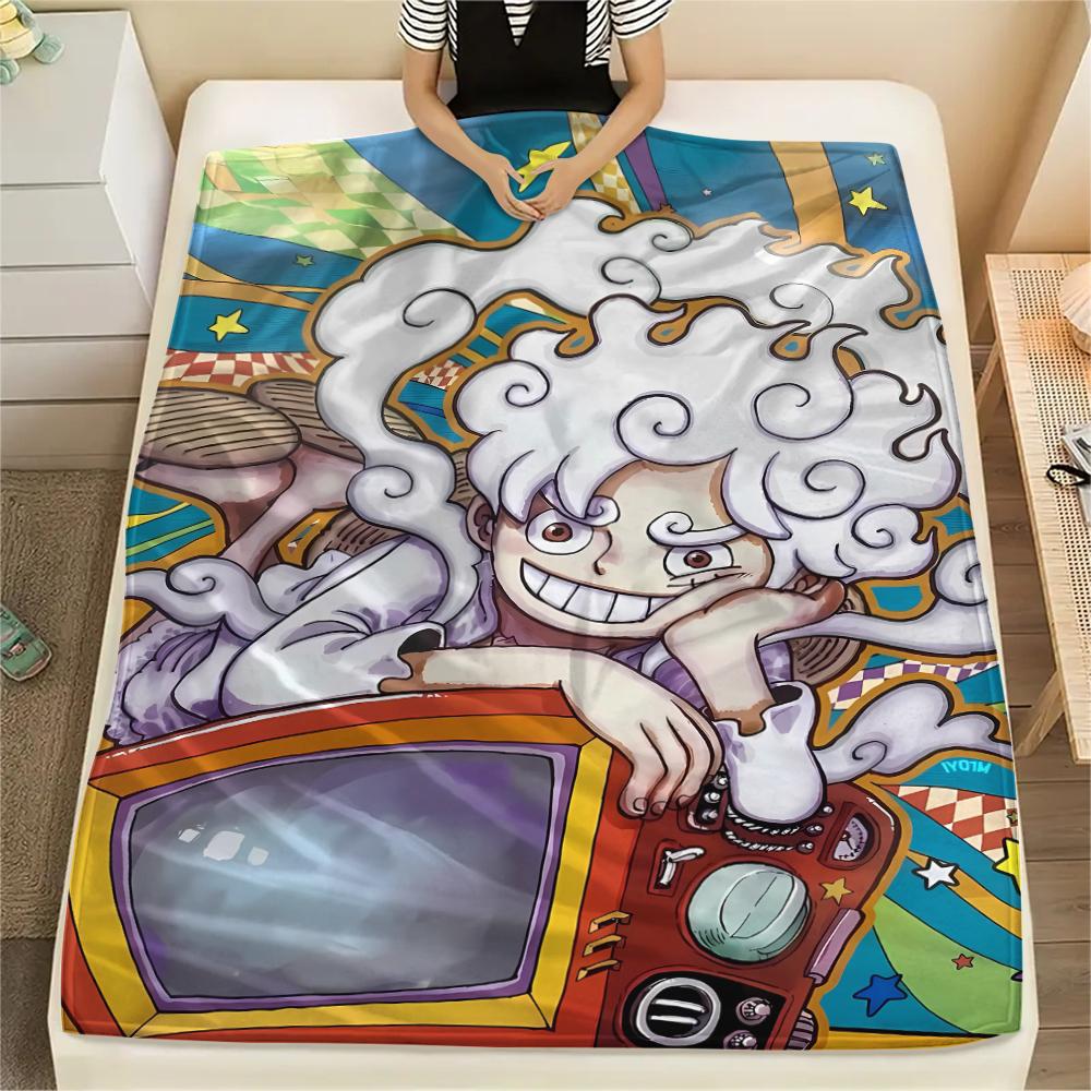 Фланелевое одеяло с принтом персонажей One Piece, Высококачественное, Удобное для всех сезонов, Декор для дома, Тепло и уют, Идеально для рождественских подарков