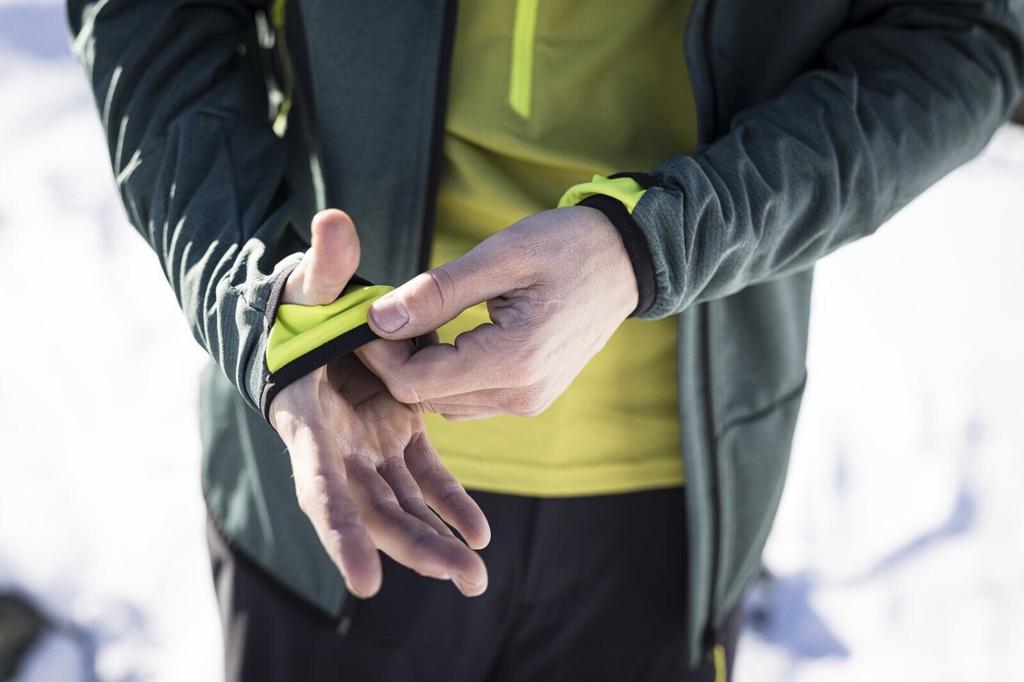 VAUDE Monviso Fleece Jacket II Men's (42988) Мужская флисовая куртка Monviso Fleece Jacket II kumquat