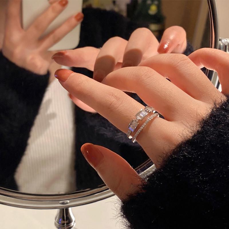 Кольцо с нерегулярным ретро-цирконом и аметистом, регулируемое