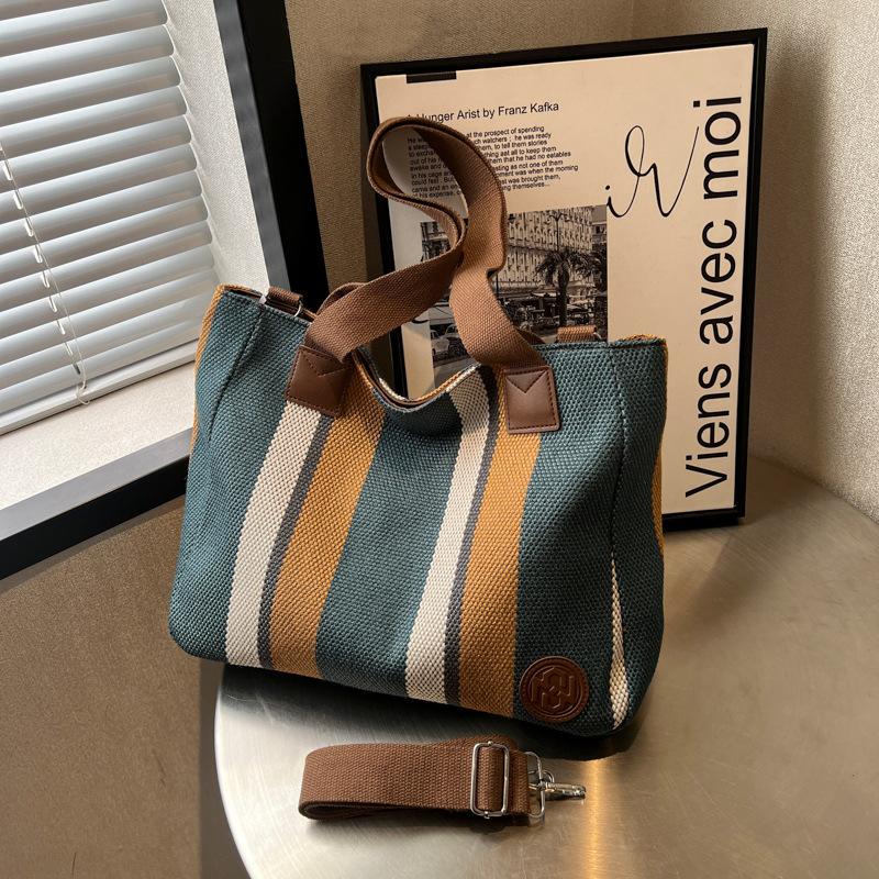 Вместительная полосатая сумка женская новая тканевая сумка модная повседневная сумка для учебы контрастного цвета на плечо/кроссбоди