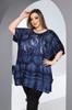 Женская блузка большого размера Темно-синяя блузка с разрезом и рисунком батика