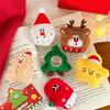 Festival Plush Christmas Theme Brooch Pin Lovely Soft Padded Plush Brooch Pin for Holiday Outfits Bag Clothes Decors