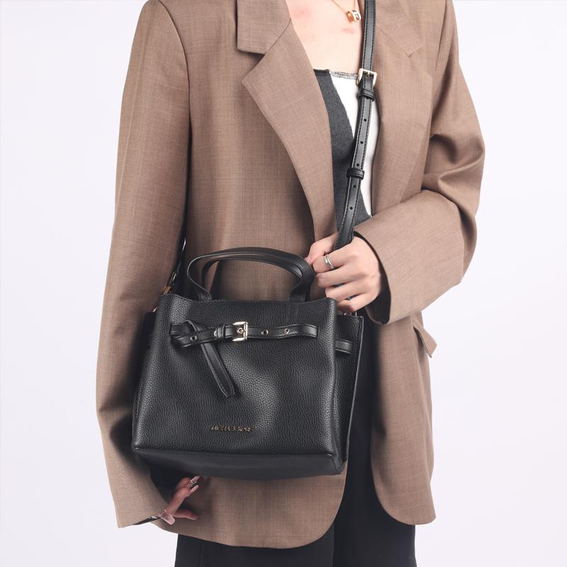 New MICHAEL KORS Emilia Cow Leather Shoulder Bag Crossbody Bag Handbags Small Size Women's Black 35F0GU5S5T-BLACK