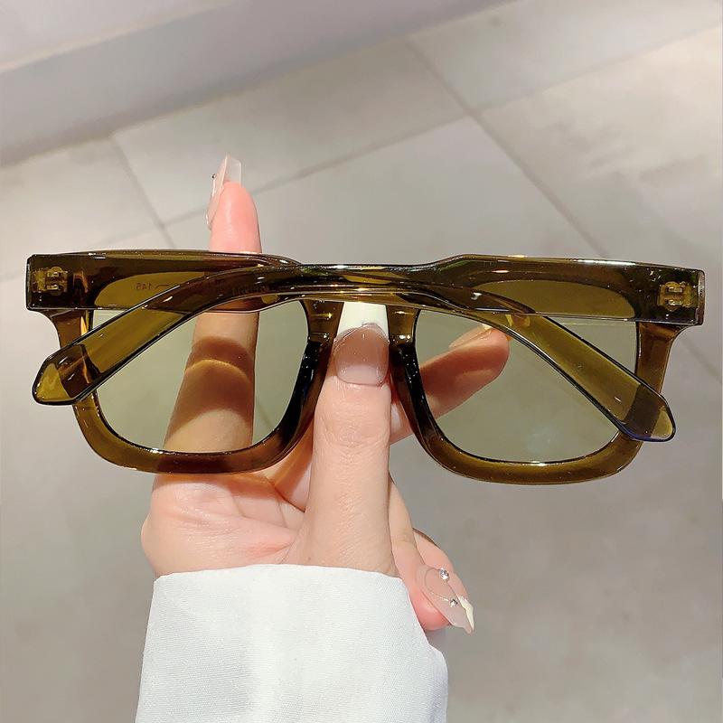 Роскошный брендовый дизайнер, классические винтажные квадратные солнцезащитные очки для женщин и мужчин, оливково-зеленые солнцезащитные очки, трендовые панк-популярные солнцезащитные очки для путешествий