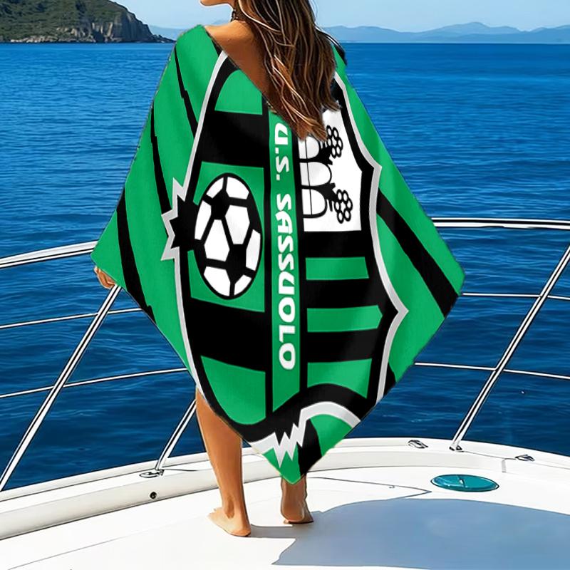 Sass-uolo Football Crest Beach Towel - Soft, Absorbent Microfiber, Lightweight, Ideal for The Beach, Parties, Travel, Camping fan gifts