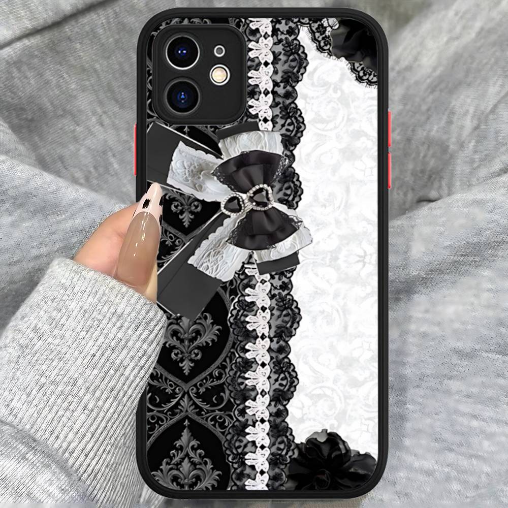 Lace Pattern Phone Cases For IPhone 16 15 14 Plus 13 12 11 Pro Max Matte Oft Bumper Phone Cover