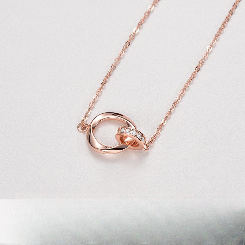 Кольцо с пряжкой в виде буквы «Мебиус» с бриллиантовой геометрией и ожерельем «Темперамент» в подарок лучшим друзьям