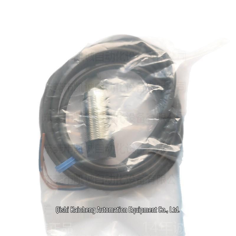 E2B-M18KN10-WZ-B2 Omron M18 Unshielded Proximity Sensor, 10mm Detection Range, In Stock