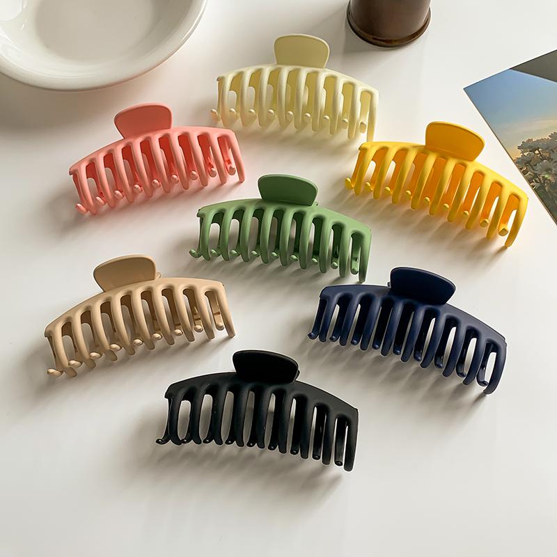 New Frosted Keel Shape Hair Clips Women Korean Simple Head Fixed Shark Clip Ponytail Fashion Hairpin Girls Hair Accessories