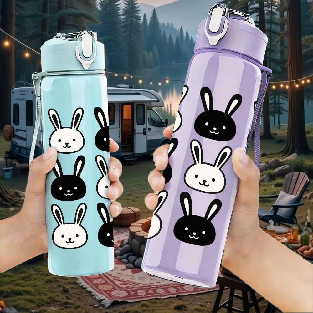1PC Black White Rabbit Repeat Grid 750ml Color Plastic Sports Water Bottle Leakproof Flip Straw Lid For Sports Office Home Use