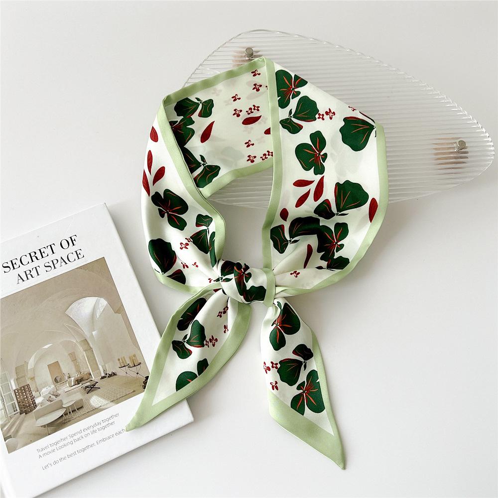 Новые шарфы Шелковые шарфы Женские весенние и осенние длинные декоративные профессиональные шарфы Летние тонкие стили в сочетании с рубашками Стильные