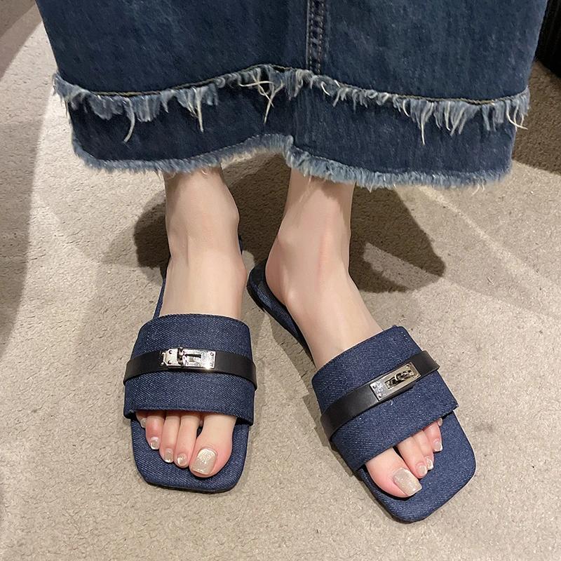 Женская обувь Модные туфли с открытым носком Женские тапочки Металлическая отделка Повседневные тапочки Женские Новые Большого размера Плоские тапочки