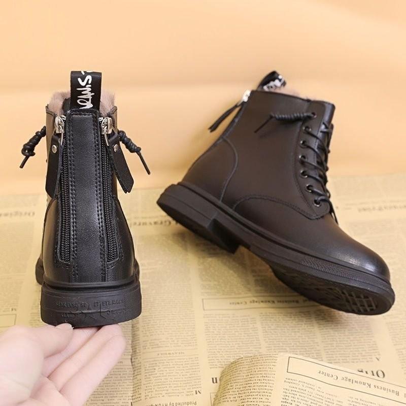 Женские ботинки мартинсы 2025 новые зимние утепленные теплые ботинки из мягкой кожи на бархатной подкладке нескользящие на плоской подошве
