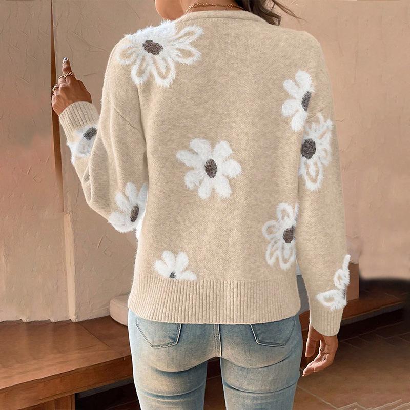 Женский кардиган на пуговицах с цветочным узором на весну и осень