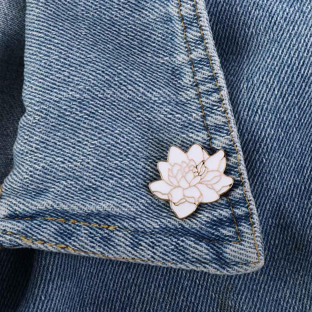 White Lotus Flower Lapel Pin Badge Pin Lotus Flower Brooch Enamel Pin Brooches Pin Lapel Brooch
